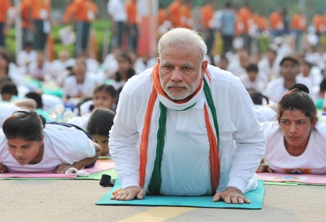 pm modi doing yoga