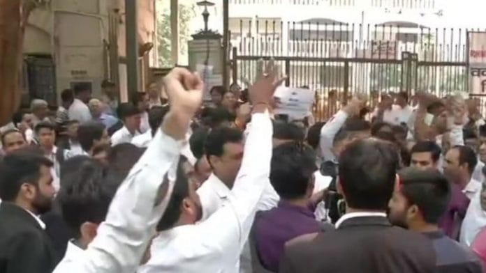 news on tis hazari court