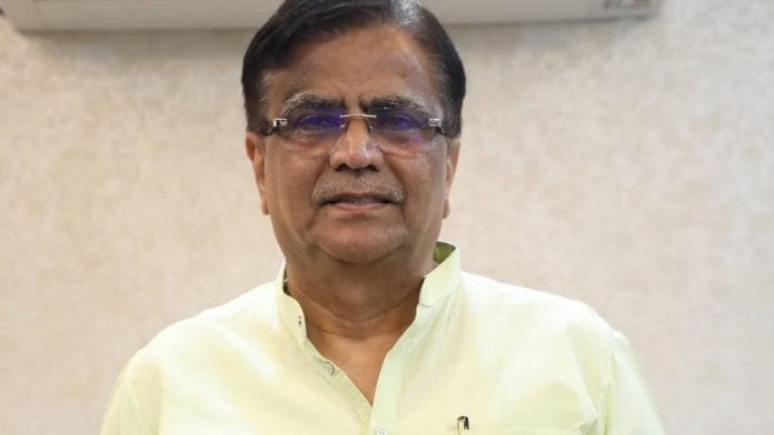 प्रतीकात्मक तस्वीर | ओम प्रकाश धनखड़ गुरुग्राम स्थित अपने आवास पर | फोटो: दिप्रिंट