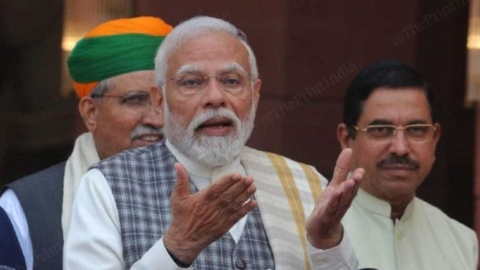 संसद के शीतकालीन सत्र से पहले मीडिया को संबोधित करते हुए प्रधानमंत्री नरेंद्र मोदी | फोटो: प्रवीण जैन/दिप्रिंट