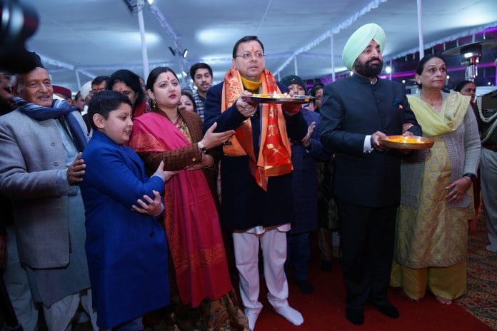 उत्तराखंड के सीएम आवास पर हुआ सुंदरकांड का पाठ | स्पेशल अरेंजमेंट