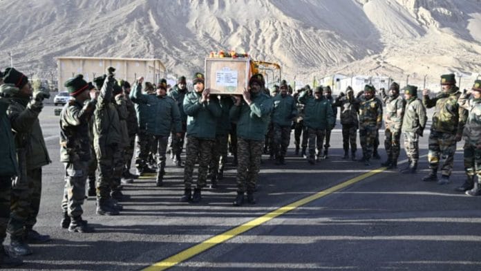 अग्निवीर गवते अक्षय लक्ष्मण को दुनिया के सबसे ऊंचे युद्धक्षेत्र सियाचिन ग्लेशियर पर तैनात किया गया था | क्रेडिट: एक्स/@firefurycorps