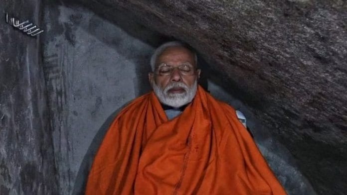 मई 2019 में उत्तराखंड की अपनी दो दिवसीय यात्रा पर केदारनाथ में ध्यान करते हुए प्रधानमंत्री नरेंद्र मोदी की फाइल फोटो | एक्स/@BJP4India