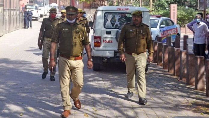 आगरा पुलिस की प्रतीकात्मक तस्वीर | फोटो: एएनआई