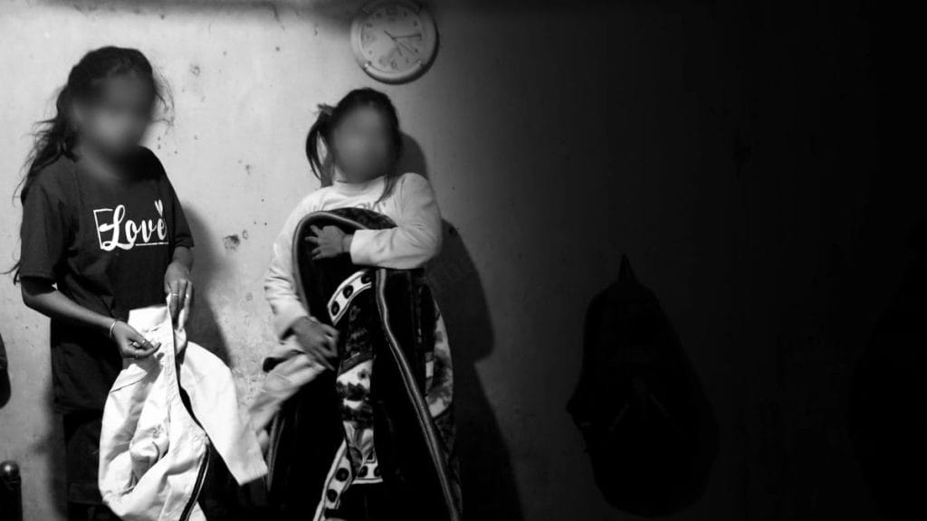 बिहार के सिवान जिले में एनजीओ और बिहार पुलिस द्वारा की गई छापेमारी | फोटो: प्रवीण जैन/दिप्रिंट