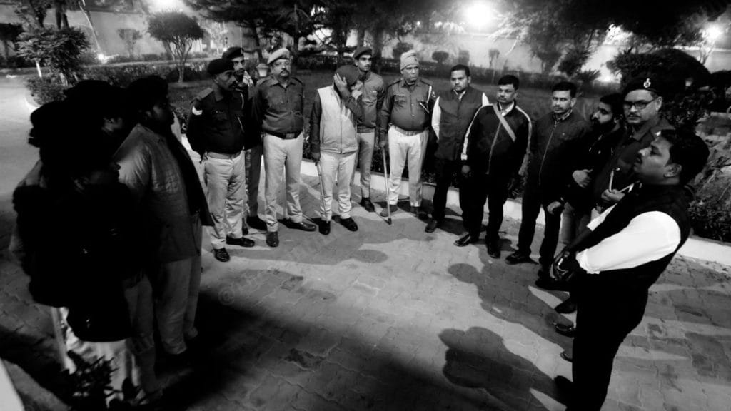 बिहार के सिवान जिले में एनजीओ और बिहार पुलिस द्वारा की गई छापेमारी | फोटो: प्रवीण जैन/दिप्रिंट